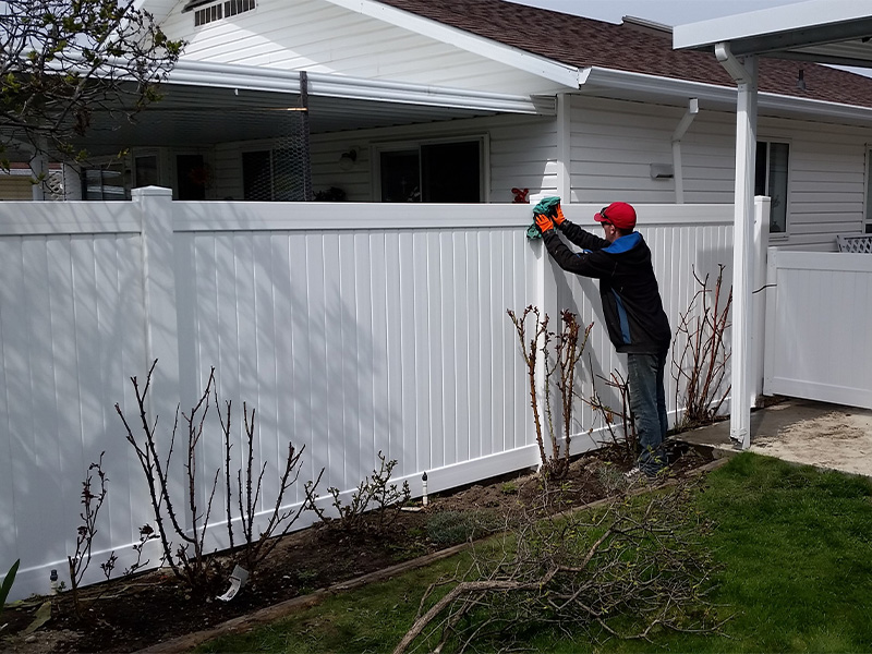 Osoyoos British Columbia Professional Fence Installation