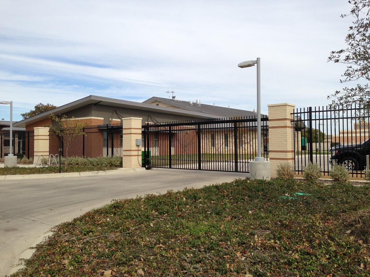 Automated gate company in the British Columbia area.