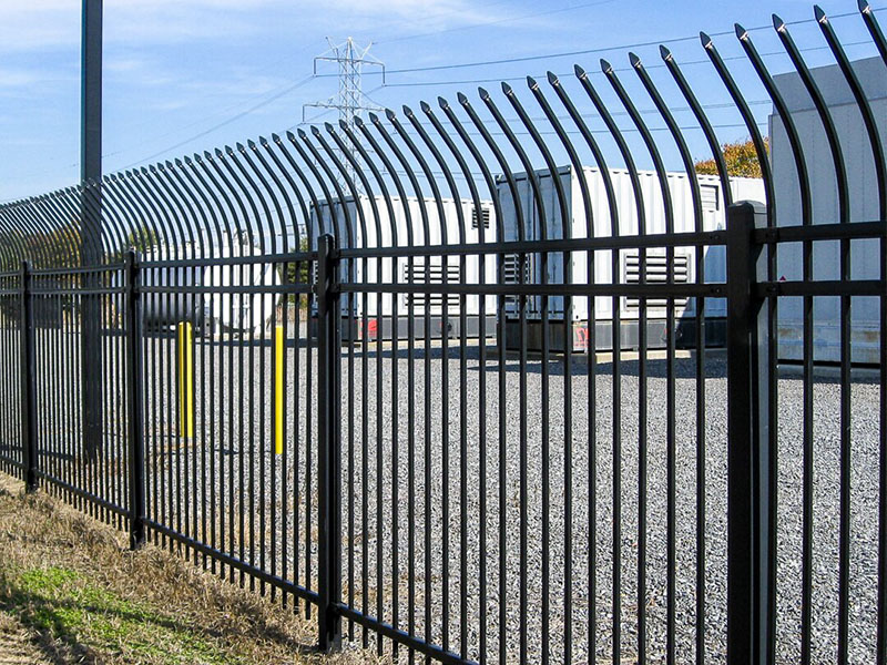 Montage commercial Ornamental Iron Fence - British Columbia