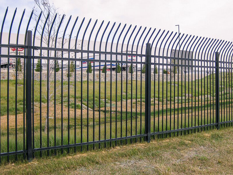 Montage commercial Ornamental Iron Fence - British Columbia